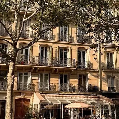 Beautiful Steps From Place Des Vosges * Paris
